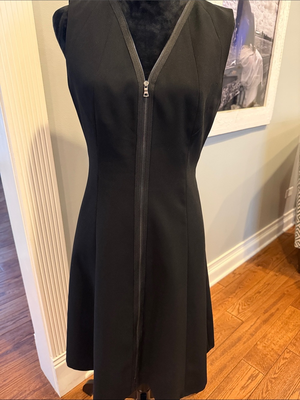 T Tahari black front zipper dress. Size 8
